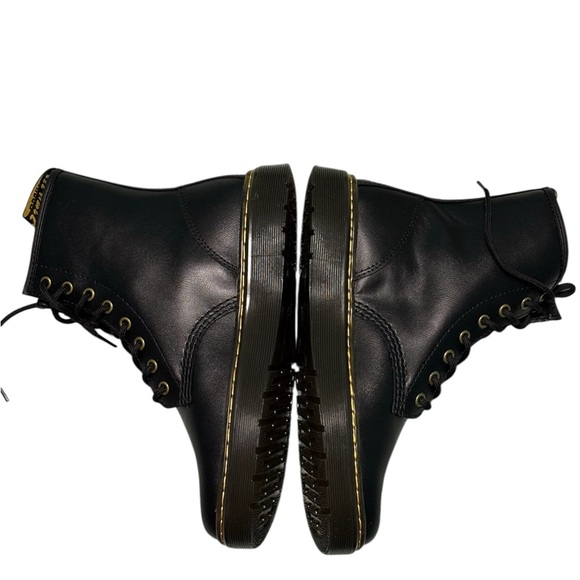 Dr. Martens Zavala Air Wair Black Boots AW004 Women's Size 8 - Picture 3 of 10